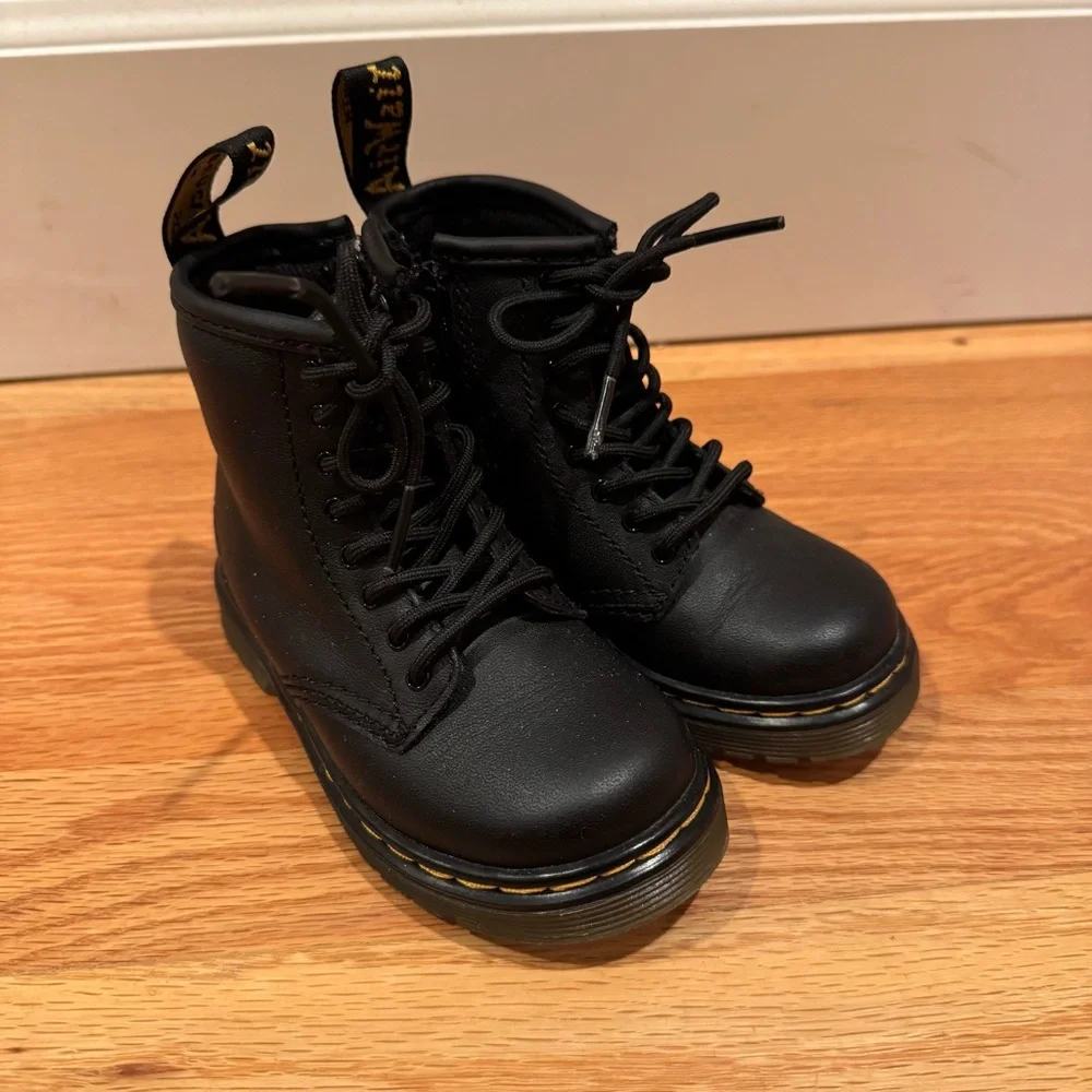 Dr. Martens Toddler 1460 Softy T Leather Lace Up Boots Black Zip Up- 7 US